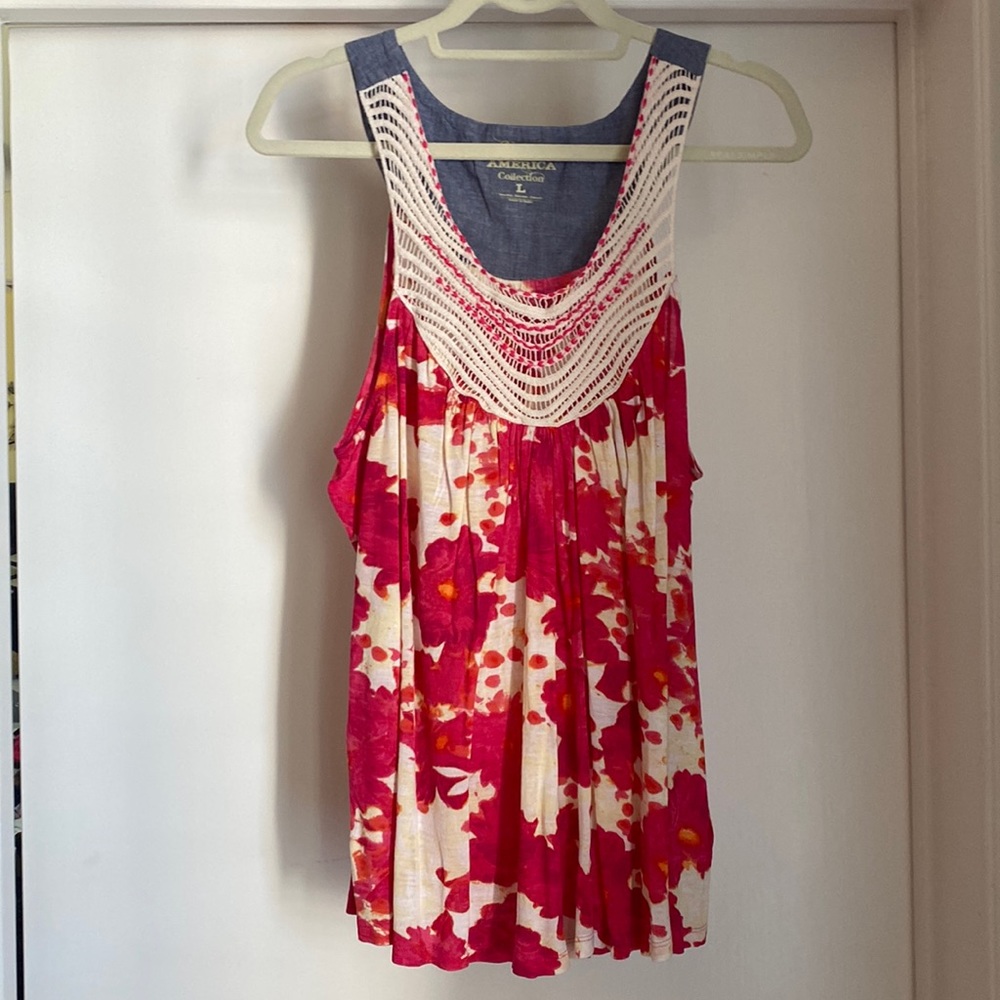 Nine West L flowy tank with denim and crochet detailing